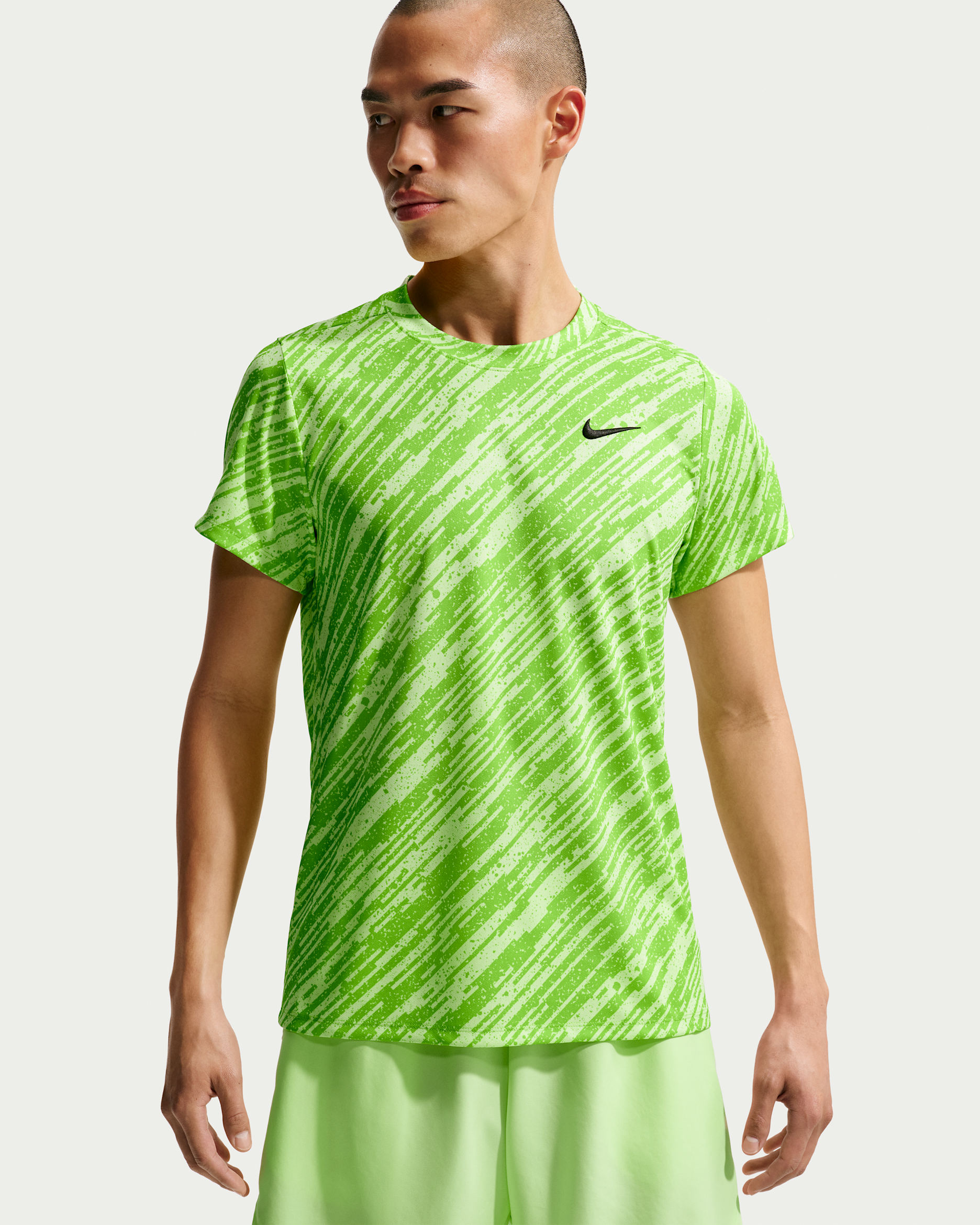 美品＊NIKEナイキ＊ビクトリースコートとトップス上下セットアップM NIKE公式】ナイキコート ビクトリー メンズ Dri-FIT テニストップ